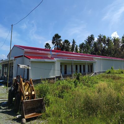 統合型給餌システムを持つ近代的な軽量鋼筋構造製造