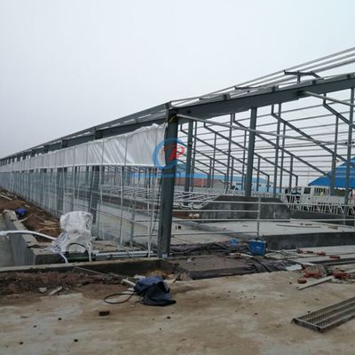 製鉄構造 牛棚 製鉄枠棚